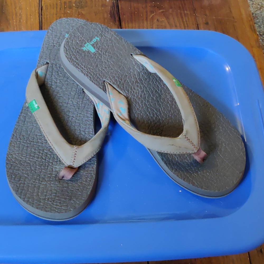 Sanuk Sandals